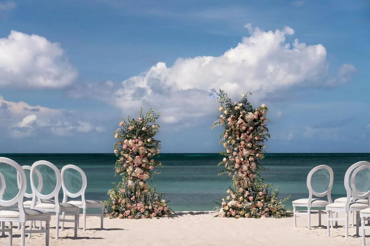 The Ritz-Carlton, Aruba Hotel Palm Beach