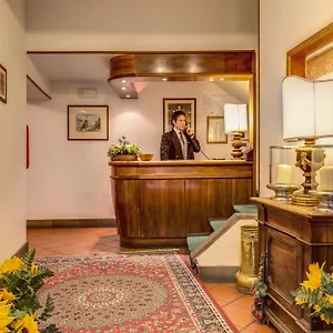 https://rex-florence.it-tuscanyhotel.com
