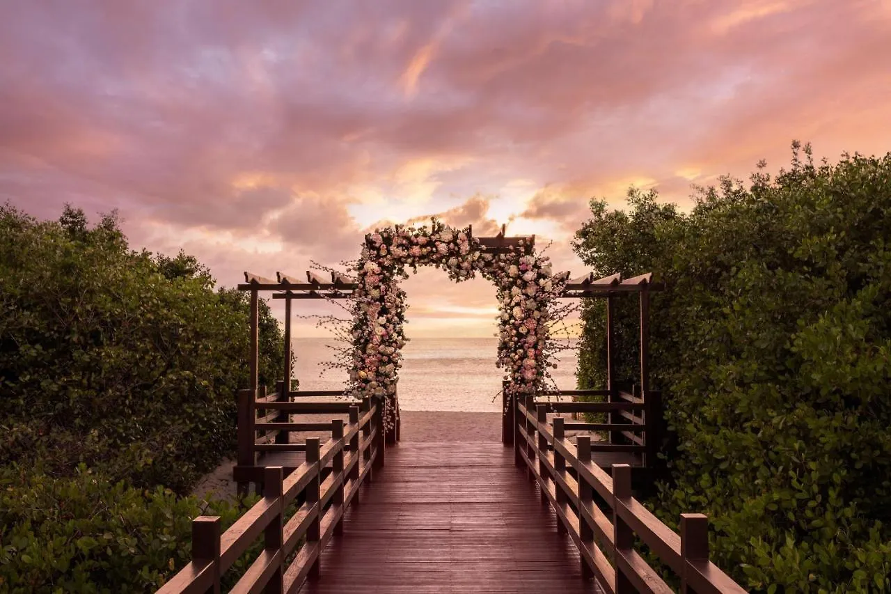 The Ritz-Carlton, Aruba Hotel Palm Beach
